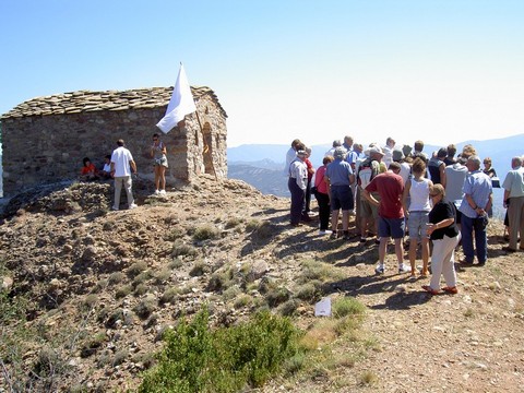 Ermita de Sant Salvador durant la festa del pa beneit